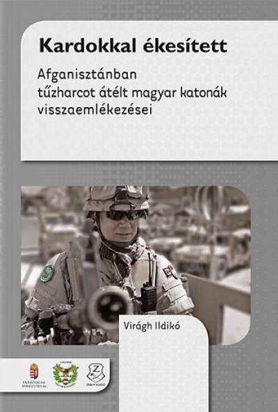 Kardokkal ékesített