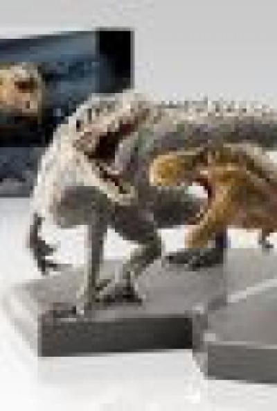 Jurassic World - Limitált, dinoszaurusz-szobros változat - 3D Blu-ray+Blu-ray